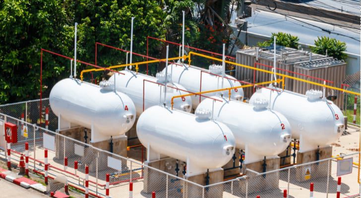 صورة حول : الحكومة تتراجع عن رفع سعر الغاز البترولي المسال الحكومة تتراجع عن رفع سعر الغاز البترولي المسال