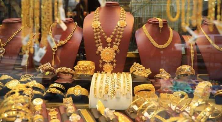 صورة حول : انخفاض أسعار الذهب محليا ٢٠ قرشا الثلاثاء انخفاض أسعار الذهب محليا ٢٠ قرشا الثلاثاء