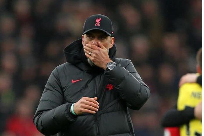 صدمة رباعية لليفربول قبل مواجهة ريال مدريد