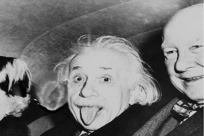 صورة حول : طفلة بريطانية تتفوق بذكائها على أينشتاين طفلة بريطانية تتفوق بذكائها على أينشتاين