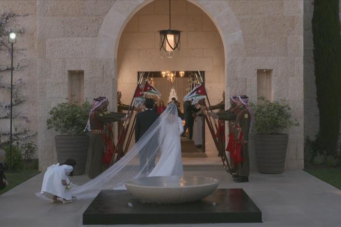 ماذا تعني " مراسم صفين رماح " في زفاف الأميرة إيمان ؟