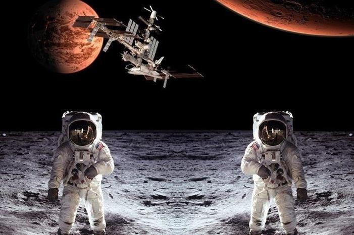 صورة حول : ناسا تكشف عن بذلة جديدة لرواد الفضاء مصممة خصيصا لرحلات القمر - صورة ناسا تكشف عن بذلة جديدة لرواد الفضاء مصممة خصيصا لرحلات القمر - صورة