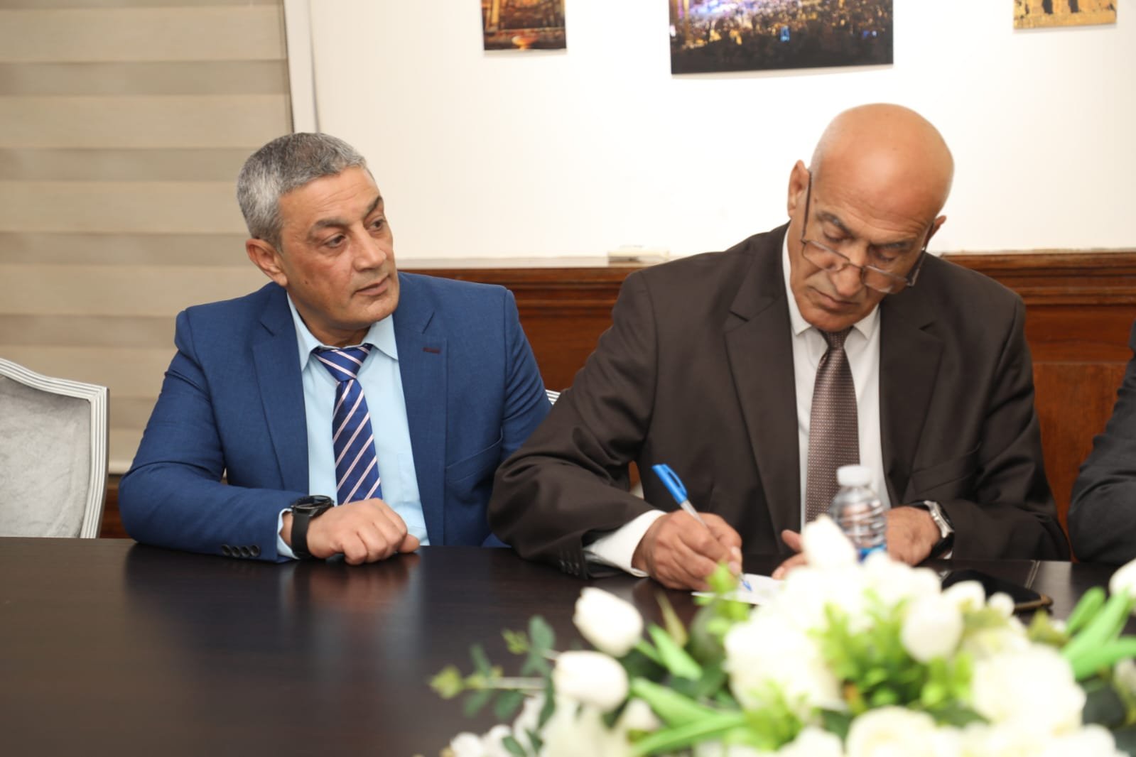 صورة حول : توقيع اتفاقية شراكة بين "مهرجان جرش للثقافة والفنون" و"نقابة الفنانين الأردنيين" توقيع اتفاقية شراكة بين "مهرجان جرش للثقافة والفنون" و"نقابة الفنانين الأردنيين"