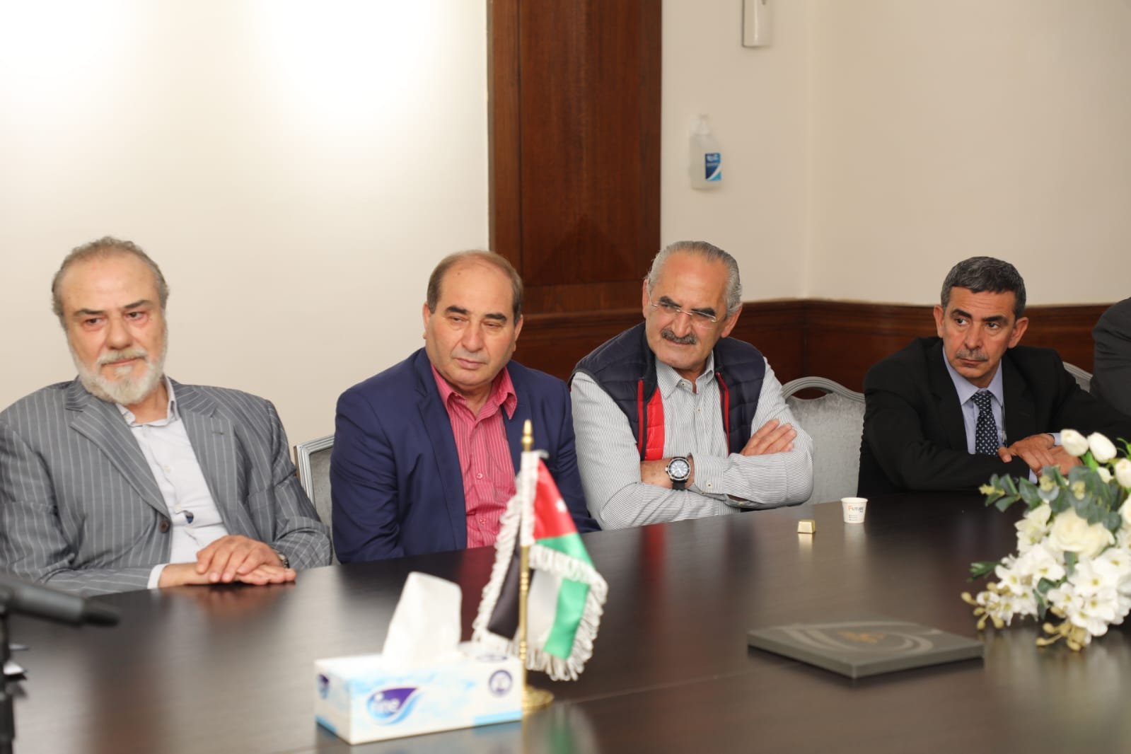 صورة حول : توقيع اتفاقية شراكة بين "مهرجان جرش للثقافة والفنون" و"نقابة الفنانين الأردنيين" توقيع اتفاقية شراكة بين "مهرجان جرش للثقافة والفنون" و"نقابة الفنانين الأردنيين"