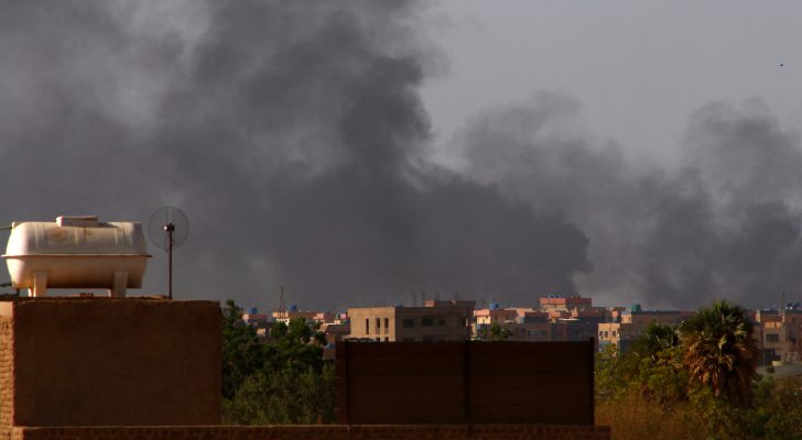 صورة حول : رغم بدء الهدنة .. معارك وغارات في السودان رغم بدء الهدنة .. معارك وغارات في السودان