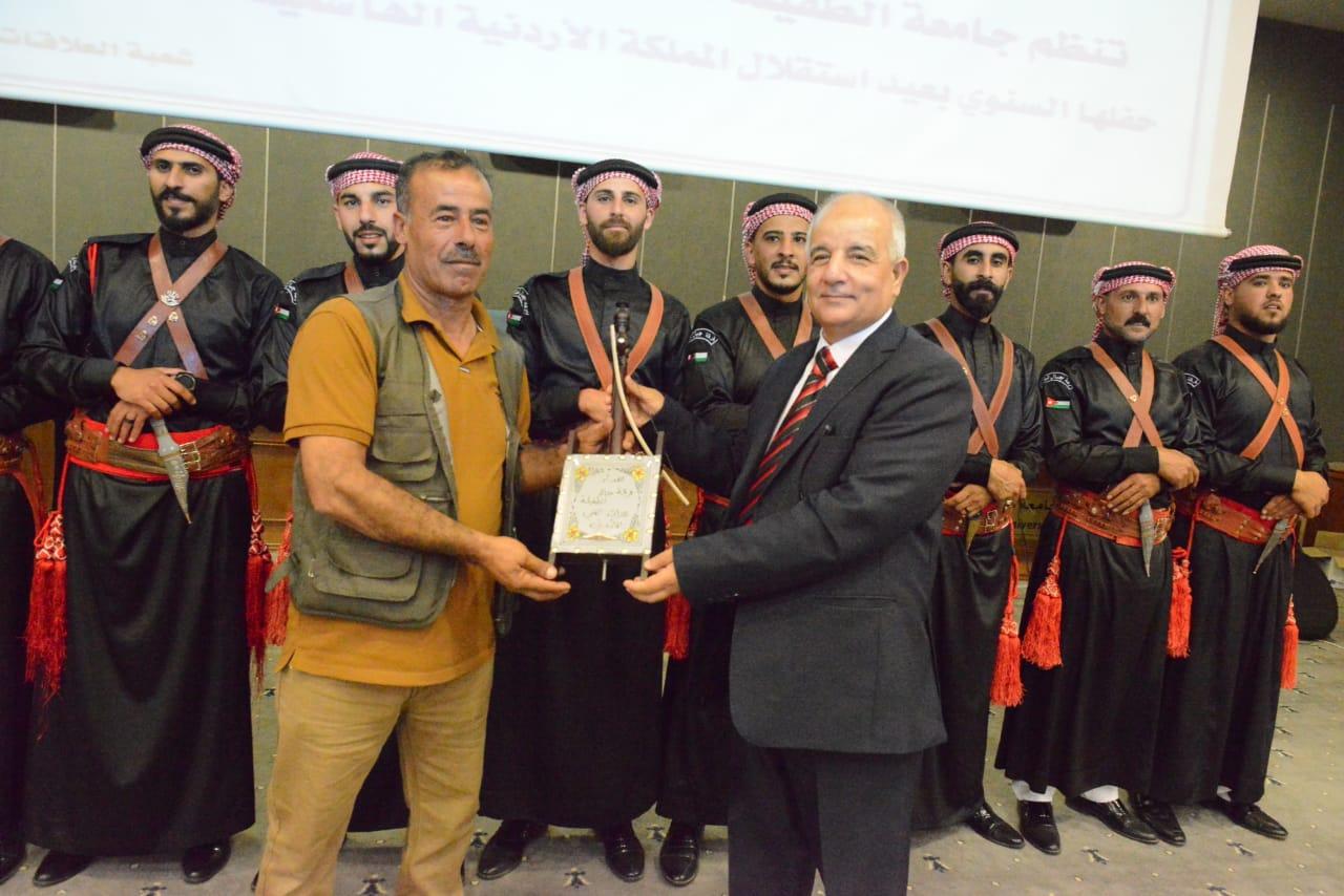 الطفيلة التقنية تحتفي بعيد الاستقلال (77)