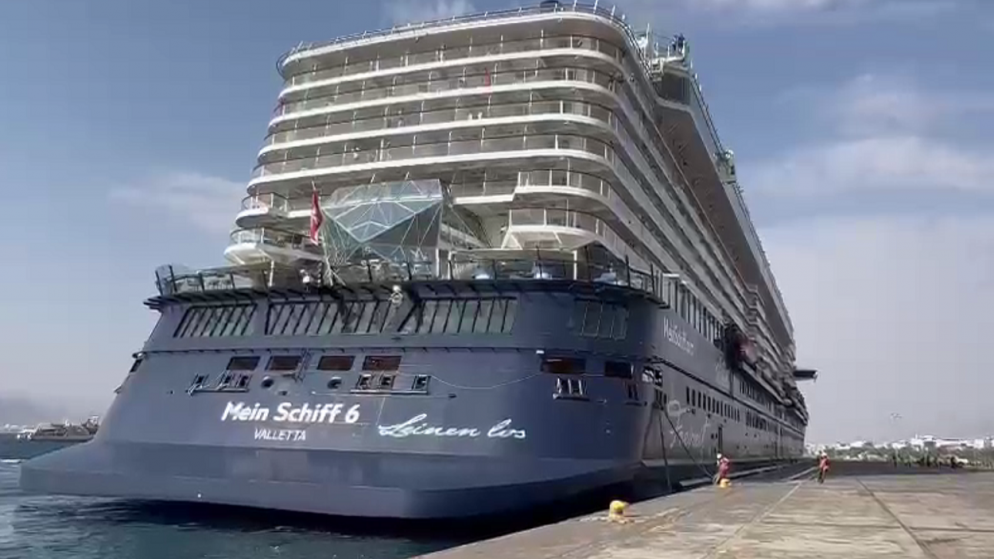 العقبة تستقبل الباخرة السياحية MEIN SCHIFF 5 وعلى متنها ٢٤٢٨ سائحا