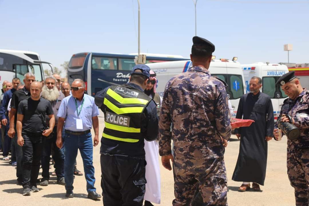صورة حول : بالصور... نشامى الأمن العام وضيوف الرحمن من فلسطين بالصور... نشامى الأمن العام وضيوف الرحمن من فلسطين