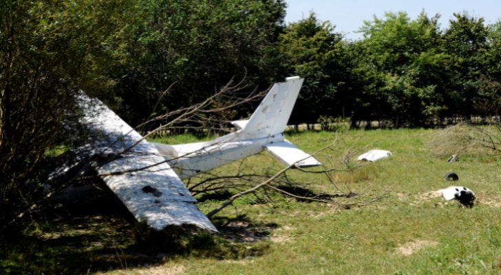 مصرع ٣ أشخاص بتحطم طائرة خفيفة جنوب فرنسا