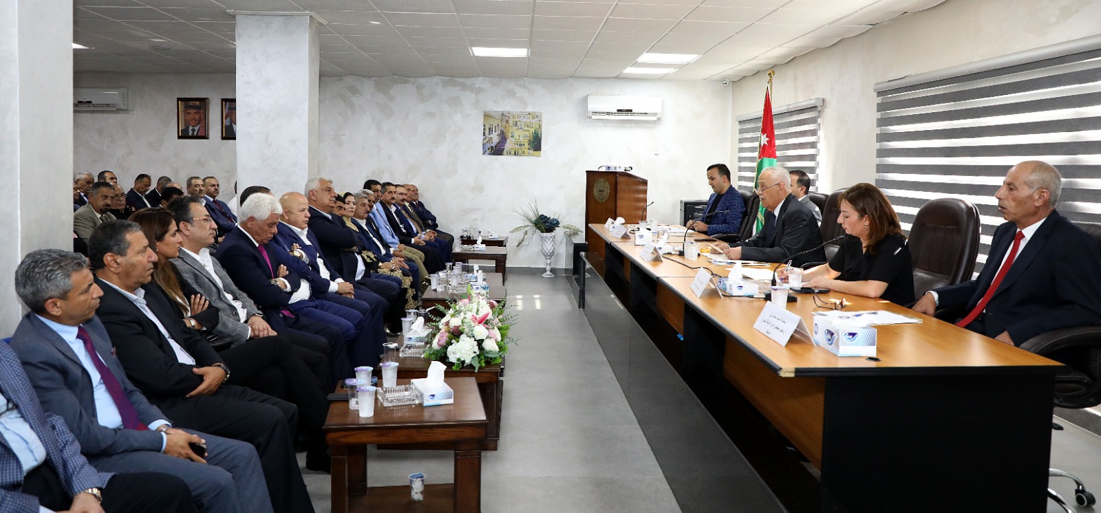 العيسوي يرعى احتفال مركز راسل بالأعياد الوطنية