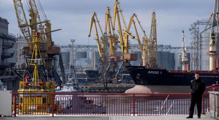 الجيش الأوكراني: هجوم روسي يدمر مخزن حبوب قرب أوديسا 