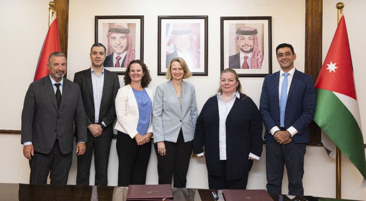 الحكومة توقيع اتفاقية بـ٢٥٠ مليون دولار لمشروع كفاءة قطاع المياه