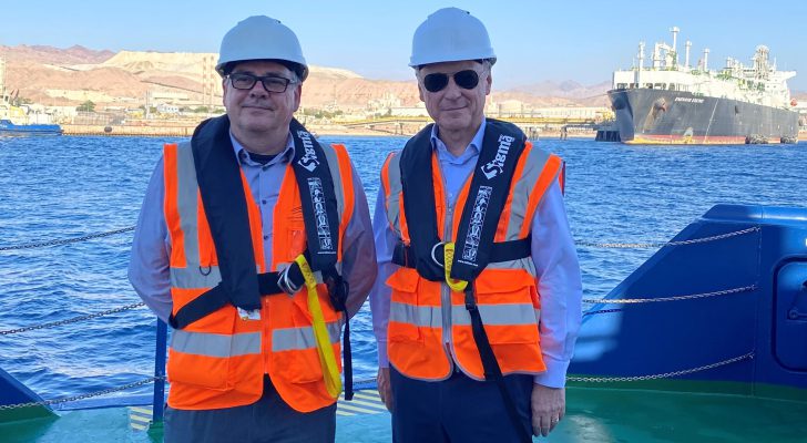 الطاقة الخضراء والإدارة المُستدامة للمياه والسياحة على جدول أعمال السفير الهولندي خلال زيارته للعقبة