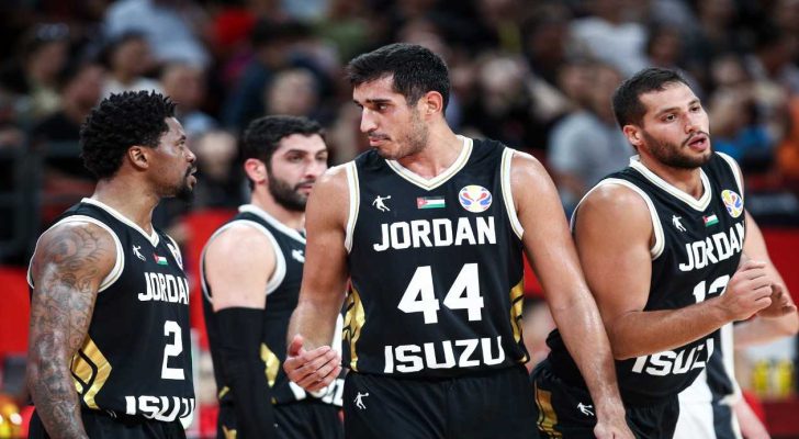 صورة حول : المنتخب الوطني لكرة السلة يخوض ٥ مباريات ودية في معسكر كندا المنتخب الوطني لكرة السلة يخوض ٥ مباريات ودية في معسكر كندا