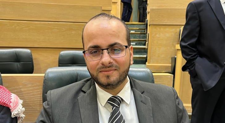 النائب حسن الرياطي يعود إلى قبة البرلمان