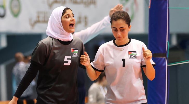منتخب السيدات للكرة الطائرة يخسر أمام تونس في البطولة العربية