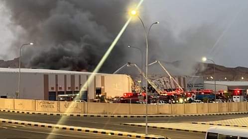 صورة حول : شركة قرية العقبة اللوجستية: الحريق شب الساعة الثانية من فجر الأربعاء شركة قرية العقبة اللوجستية: الحريق شب الساعة الثانية من فجر الأربعاء