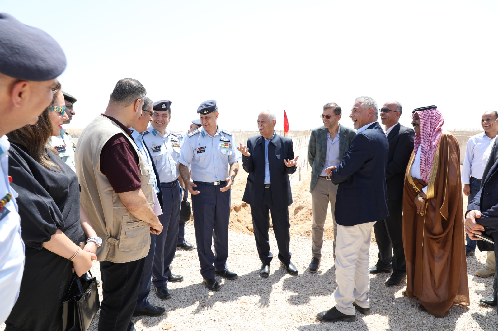 العيسوي يفتتح ويتفقد مشاريع مبادرات ملكية في معان