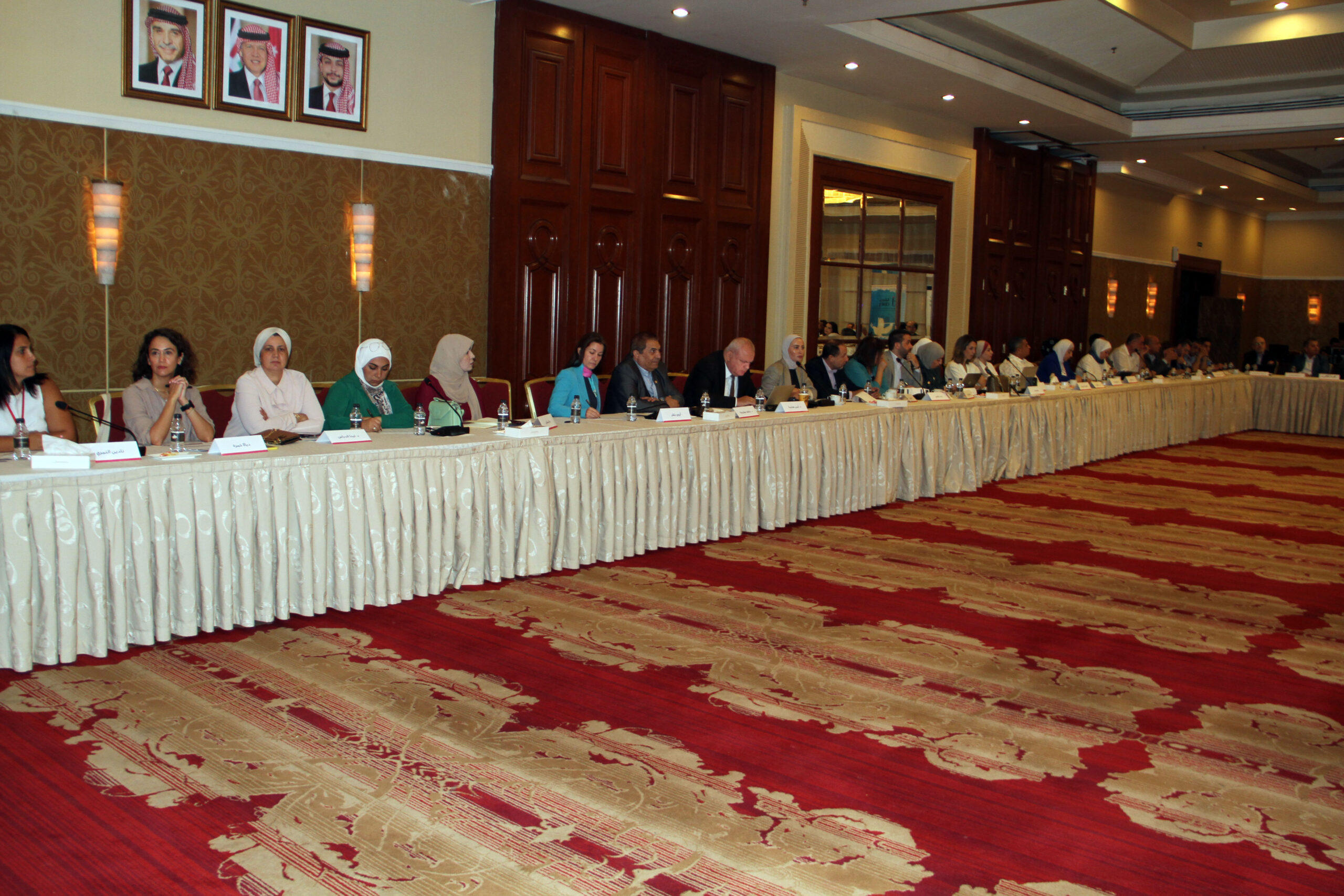 صورة حول : مشاورات وطنية للاستعراض الدوري الشامل لحقوق الإنسان<br />اجتماع ضم الحكومة والتحالفات المدنية الأردنية والمؤسسات الوطنية مشاورات وطنية للاستعراض الدوري الشامل لحقوق الإنسان<br />اجتماع ضم الحكومة والتحالفات المدنية الأردنية والمؤسسات الوطنية