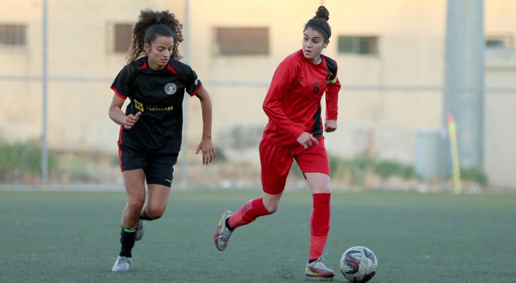 الاتحاد يحلق في صدارة دوري المحترفات