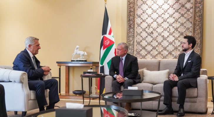 صورة حول : بحضور ولي العهد.. الملك يستقبل المفوض السامي للأمم المتحدة لشؤون اللاجئين بحضور ولي العهد.. الملك يستقبل المفوض السامي للأمم المتحدة لشؤون اللاجئين