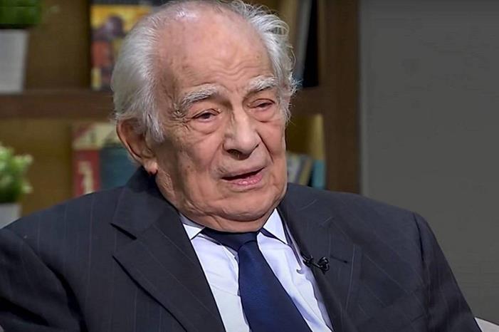 صورة حول : رشوان توفيق يعلق على شائعة وفاته: "كلنا هنموت" رشوان توفيق يعلق على شائعة وفاته: "كلنا هنموت"