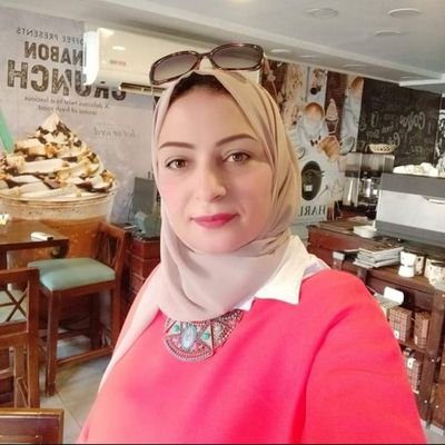 صانعة المحتوى الأردنية وفاء علوان تشن حملة تنتقد فيها دور وممارسات الجمعيات الإسلامية في الولايات المتحدة الأمريكية