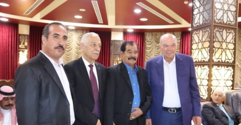 بالصور والفيديو ... الزميل القرعان يولم للفايز والعيسوي