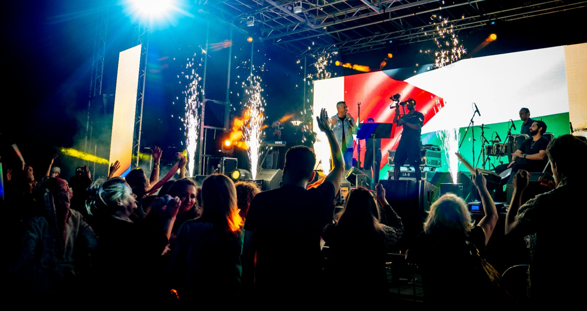 حفل أسطوري حاشد لعمر العبداللات في أميركا - صور