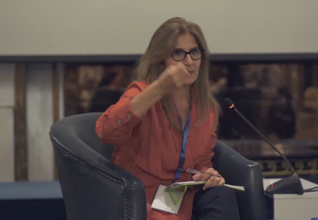 صورة حول : المتحدثون في جلسة الأخبار الكاذبة: لو قامت الحكومات بتأمين المعلومات الصحيحة فلن يكون هناك فراغ يسمح بنشر الاخبار الكاذبة المتحدثون في جلسة الأخبار الكاذبة: لو قامت الحكومات بتأمين المعلومات الصحيحة فلن يكون هناك فراغ يسمح بنشر الاخبار الكاذبة