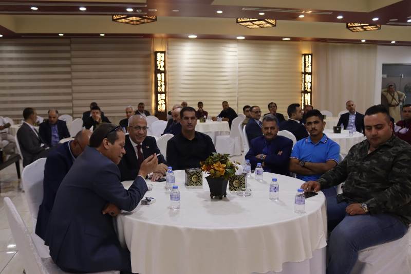 بالصور والفيديو ... الزميل القرعان يولم للفايز والعيسوي