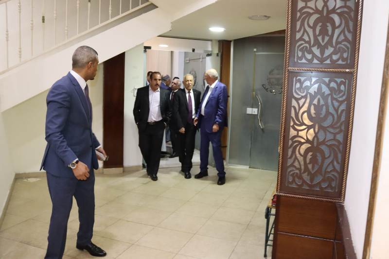 بالصور والفيديو ... الزميل القرعان يولم للفايز والعيسوي