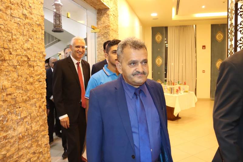 بالصور والفيديو ... الزميل القرعان يولم للفايز والعيسوي