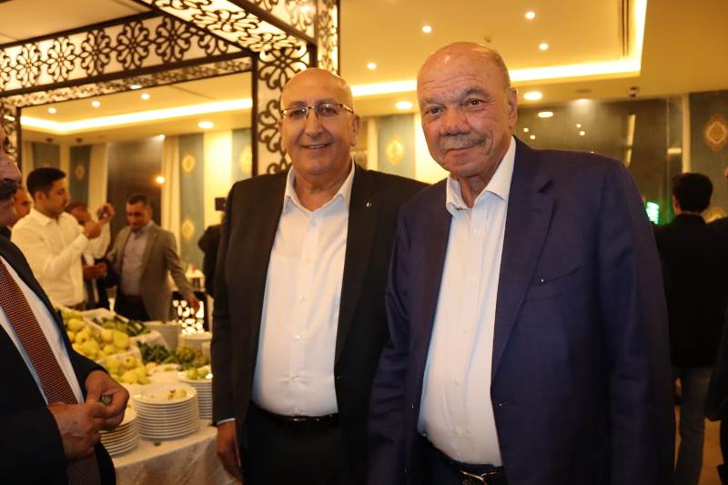 بالصور والفيديو ... الزميل القرعان يولم للفايز والعيسوي