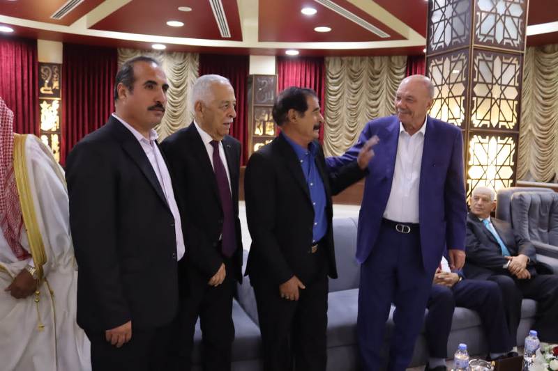 بالصور والفيديو ... الزميل القرعان يولم للفايز والعيسوي