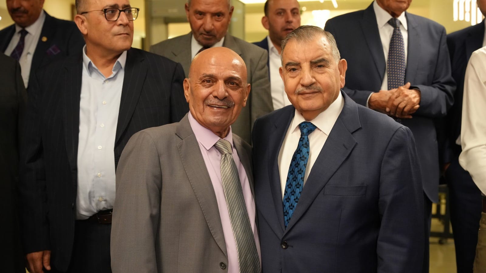 بالصور والفيديو ... الزميل القرعان يولم للفايز والعيسوي