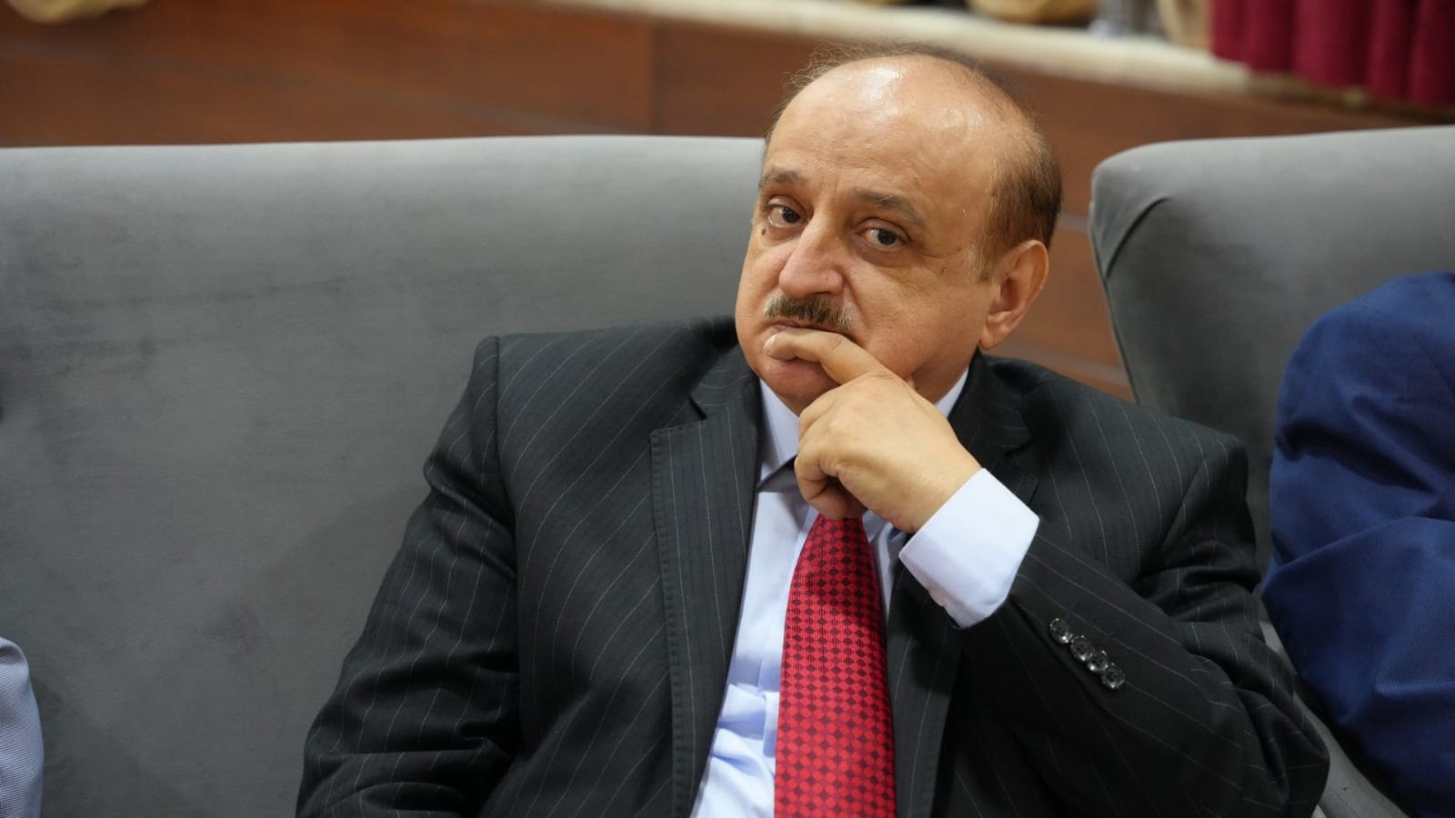 بالصور والفيديو ... الزميل القرعان يولم للفايز والعيسوي