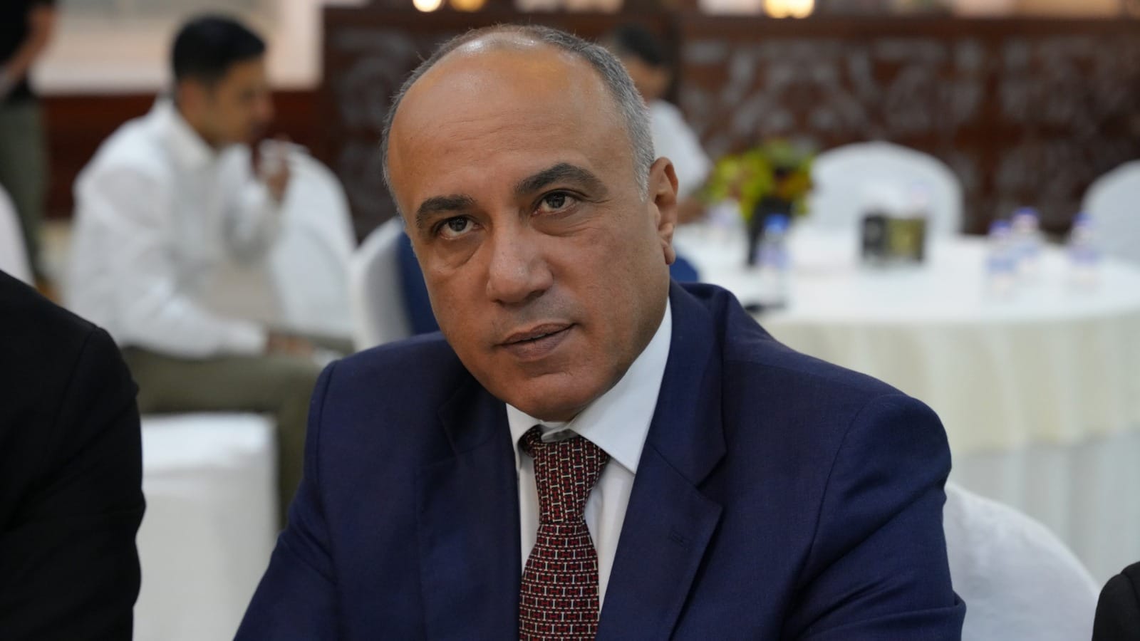 بالصور والفيديو ... الزميل القرعان يولم للفايز والعيسوي