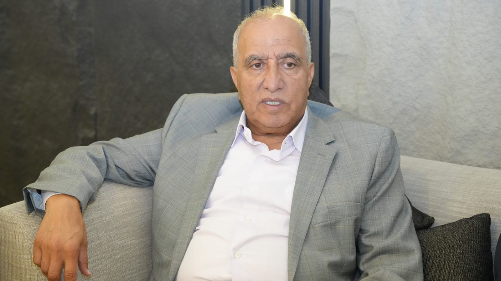 بالصور والفيديو ... الزميل القرعان يولم للفايز والعيسوي