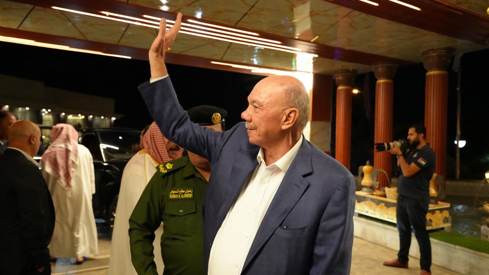 صورة حول : بالصور والفيديو ... الزميل القرعان يولم للفايز والعيسوي بالصور والفيديو ... الزميل القرعان يولم للفايز والعيسوي