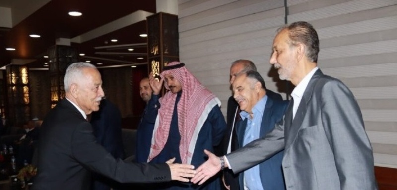 بالصور والفيديو ... الزميل القرعان يولم للفايز والعيسوي