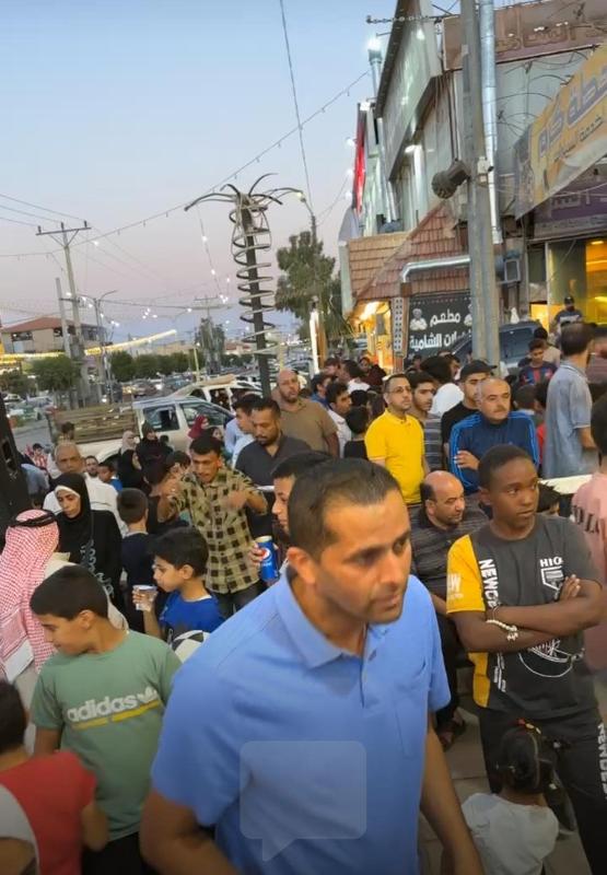 فيديو وصور ... برعاية الحاج توفيق ورد للسجاد والموكيت تفتتح فرعها التاسع بمدينة المفرق