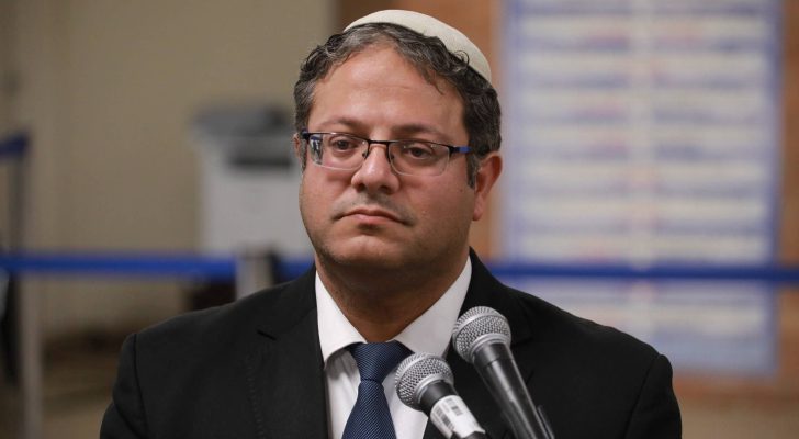 بن غفير يُقرر تقليص زيارات الأسرى لمرة كل شهرين