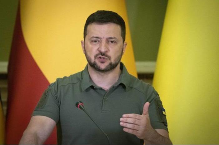 زيلينسكي يتهم بوتين بقتل رئيس مجموعة فاغنر