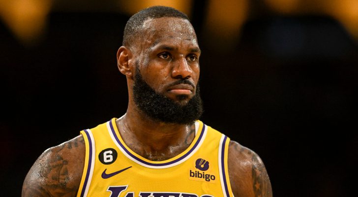 موقف ليبرون جيمس من المشاركة في أولمبياد باريس