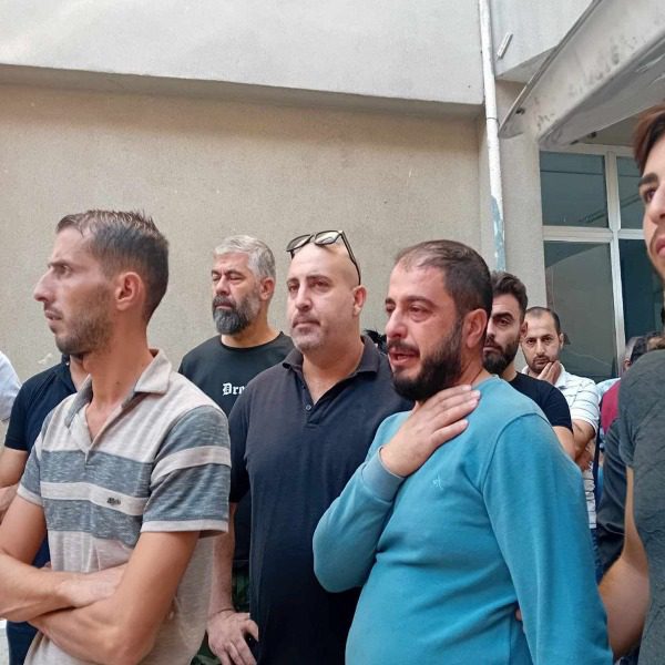 شاهدوا فيديو وصور .. تشييع ضحايا الهجوم على الكلية الحربية في حمص