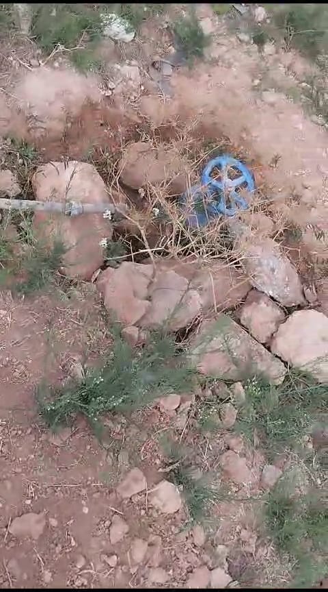 صورة حول : المياه: ضبط اعتداءات على خط ناقل في المفرق لتزويد مزارع المياه: ضبط اعتداءات على خط ناقل في المفرق لتزويد مزارع