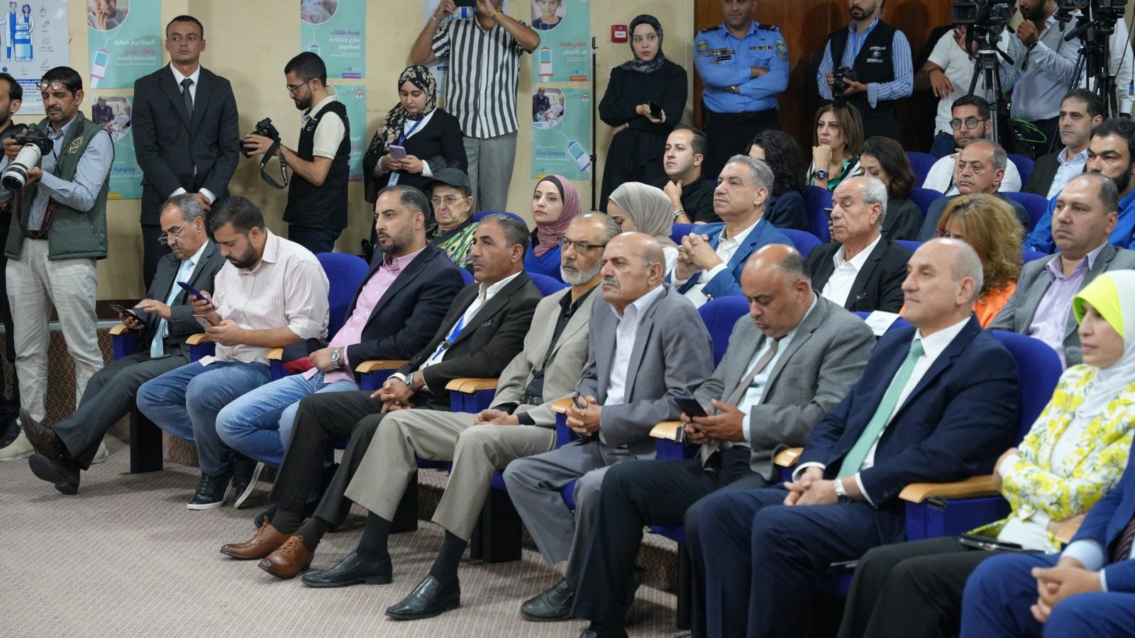صورة حول : مهيدات : الأردن يستورد الكثير من الأدوية واللقاحات غير المسجلة مهيدات : الأردن يستورد الكثير من الأدوية واللقاحات غير المسجلة