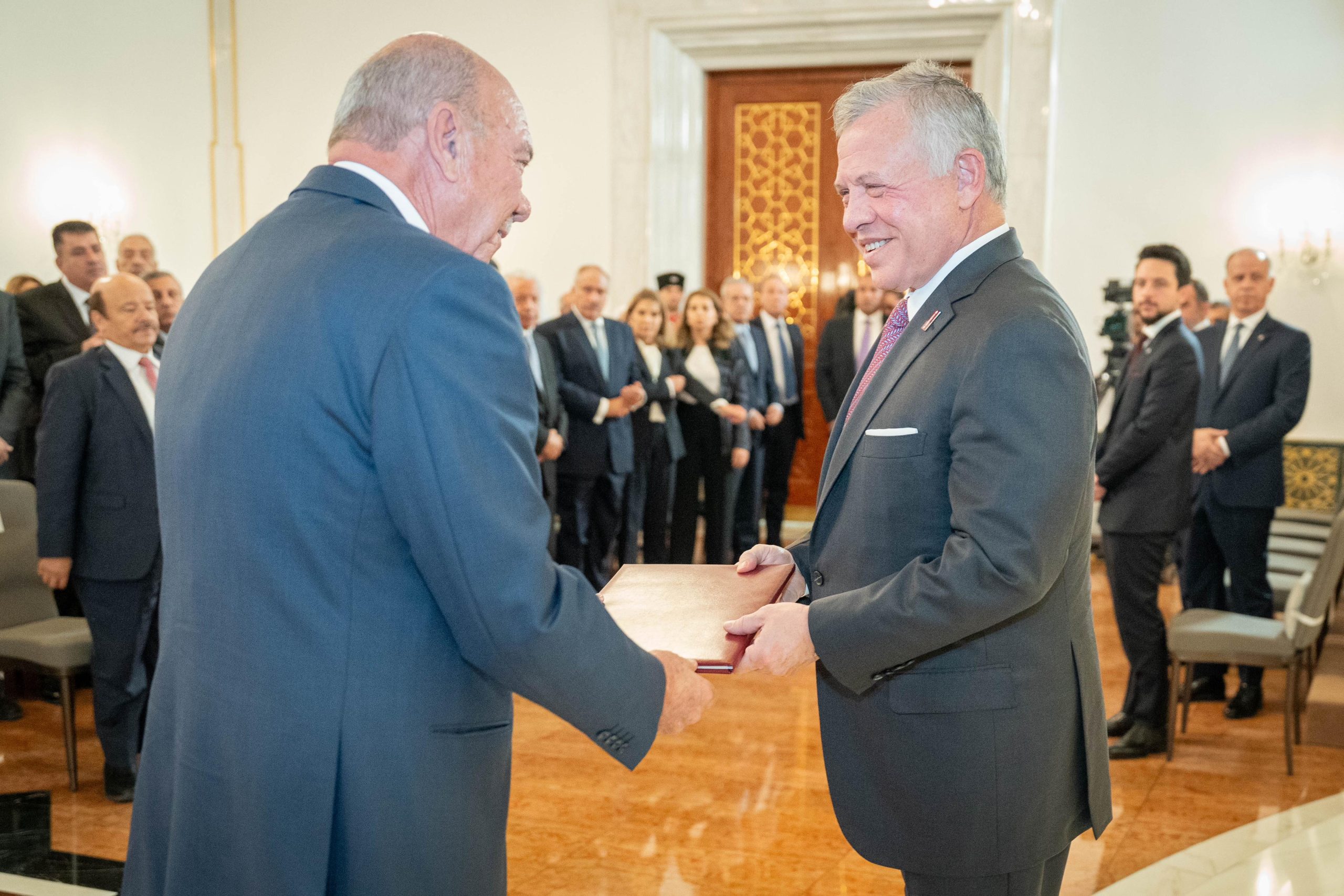 فيديو وصور.. الملك يستمع إلى رد مجلسي الأعيان والنواب على خطاب العرش