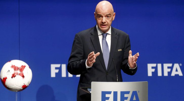 إنفانتينو يعلن إقامة مونديال ٢٠٣٤ في السعودية